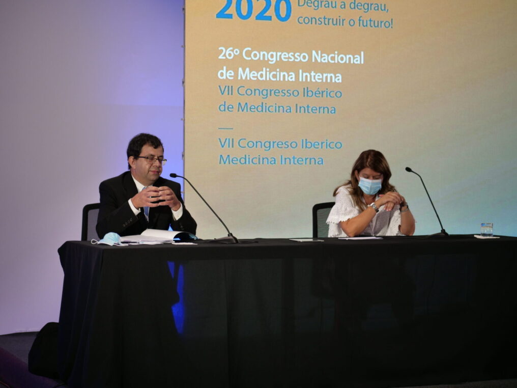 2-scaled-1900x1425_c